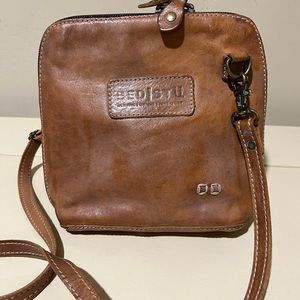 BedStu Ventura Leather Crossbody